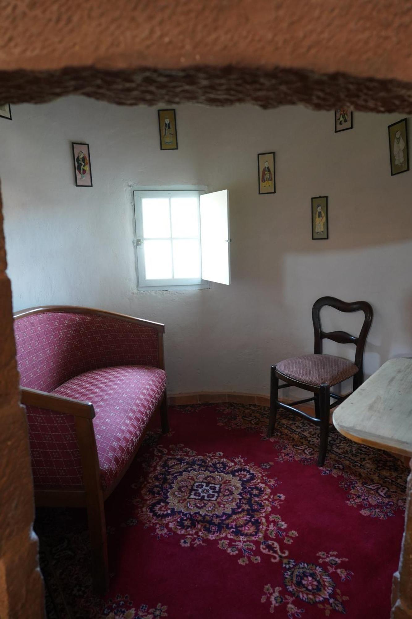 Chateau De Vassinhac Chambres D'Hotes Collonges La Rouge Rom bilde